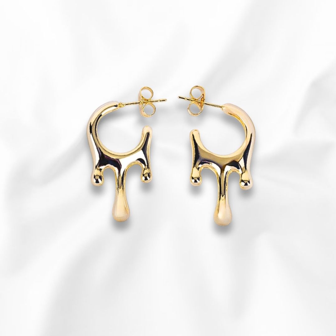 Arete Huggies con Diseño Derretido