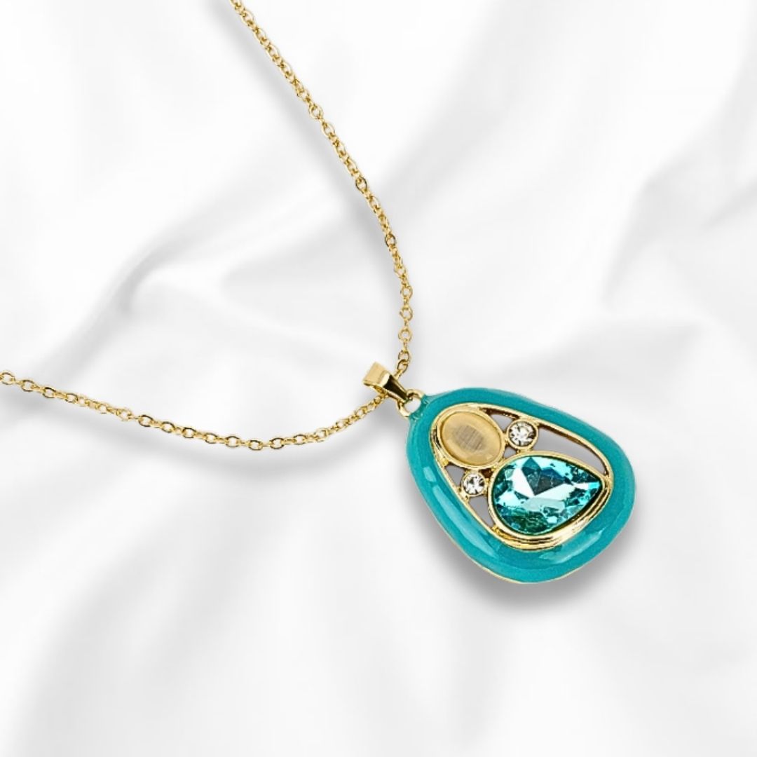 Juego Cadena y Dije Diseño Contemporaneo con Piedras Azul Cielo y Blancas medida de 45cm