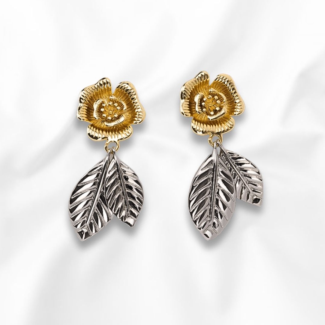 Arete Broquel Diseño de Flor Dorada con Hojas