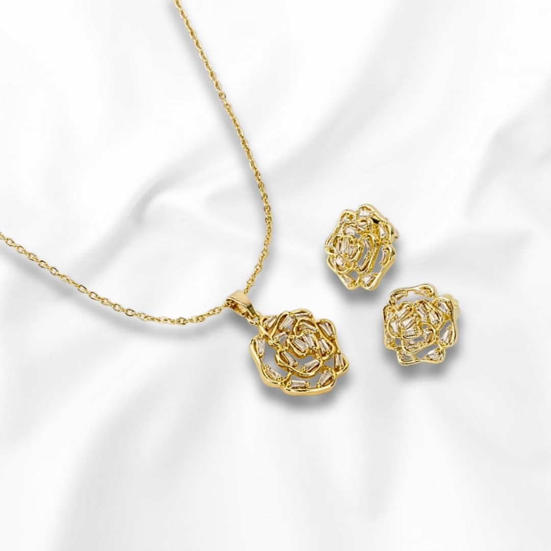 Juego de Cadena Arete y Dije "Roselía" Medida 45 cm de largo