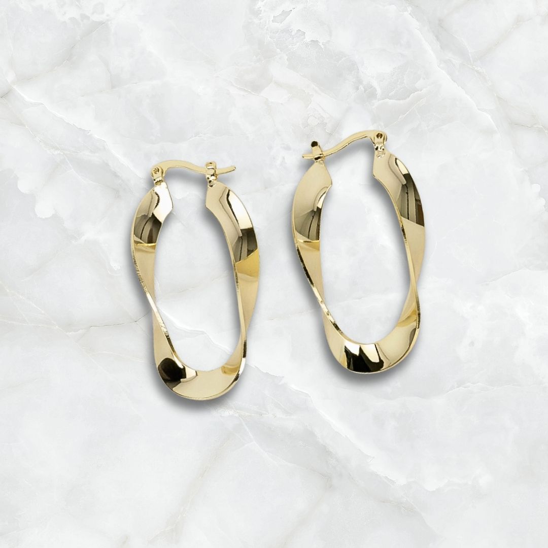 Arete Arracada con Diseño Torsal