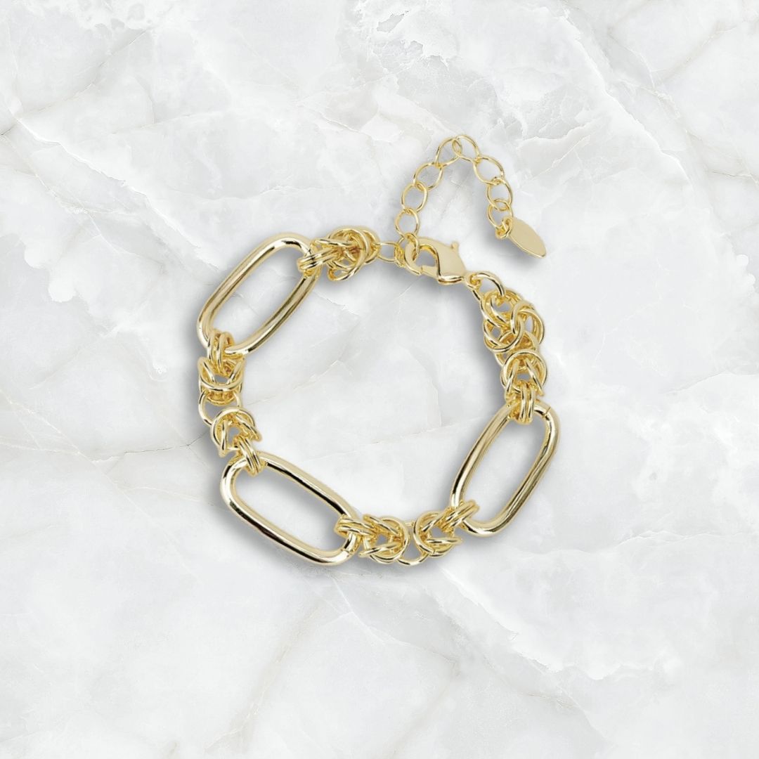 Pulsera de Dama con Diseño de Aros Largos  Medida 18cmd de Largo